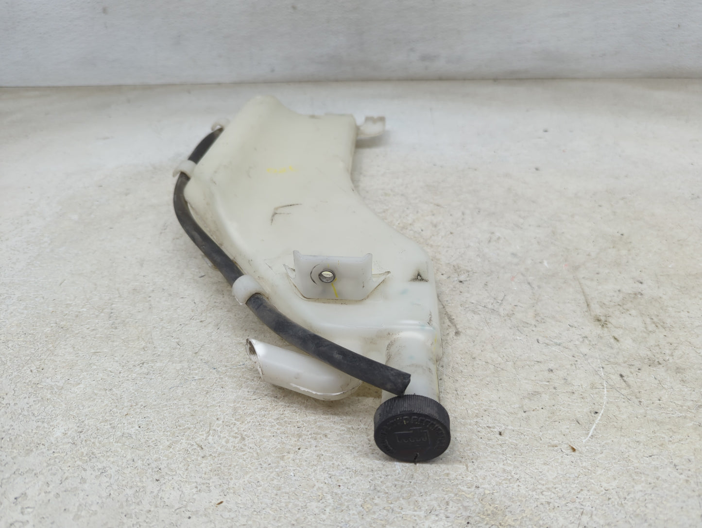 2013-2019 Nissan Sentra Radiator Coolant Overflow Expansion Tank Bottle 1465774 - Oemusedautoparts1.com
