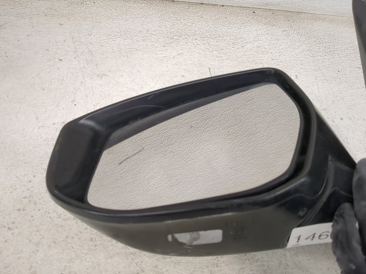 2016-2019 Nissan Sentra Driver Side View Mirror - Left Door Mirror OEM Used - Oemusedautoparts1.com