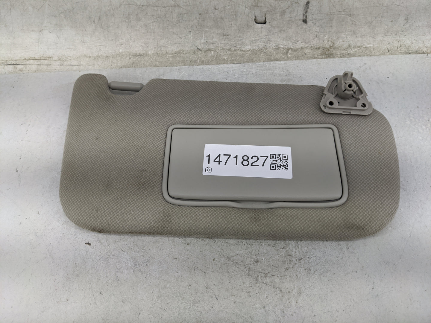 2013-2019 Nissan Sentra Sun Visor Shade Replacement Passenger Right Mirror Fits Fits 2012 2013 2014 2015 2016 2017 2018 2019
