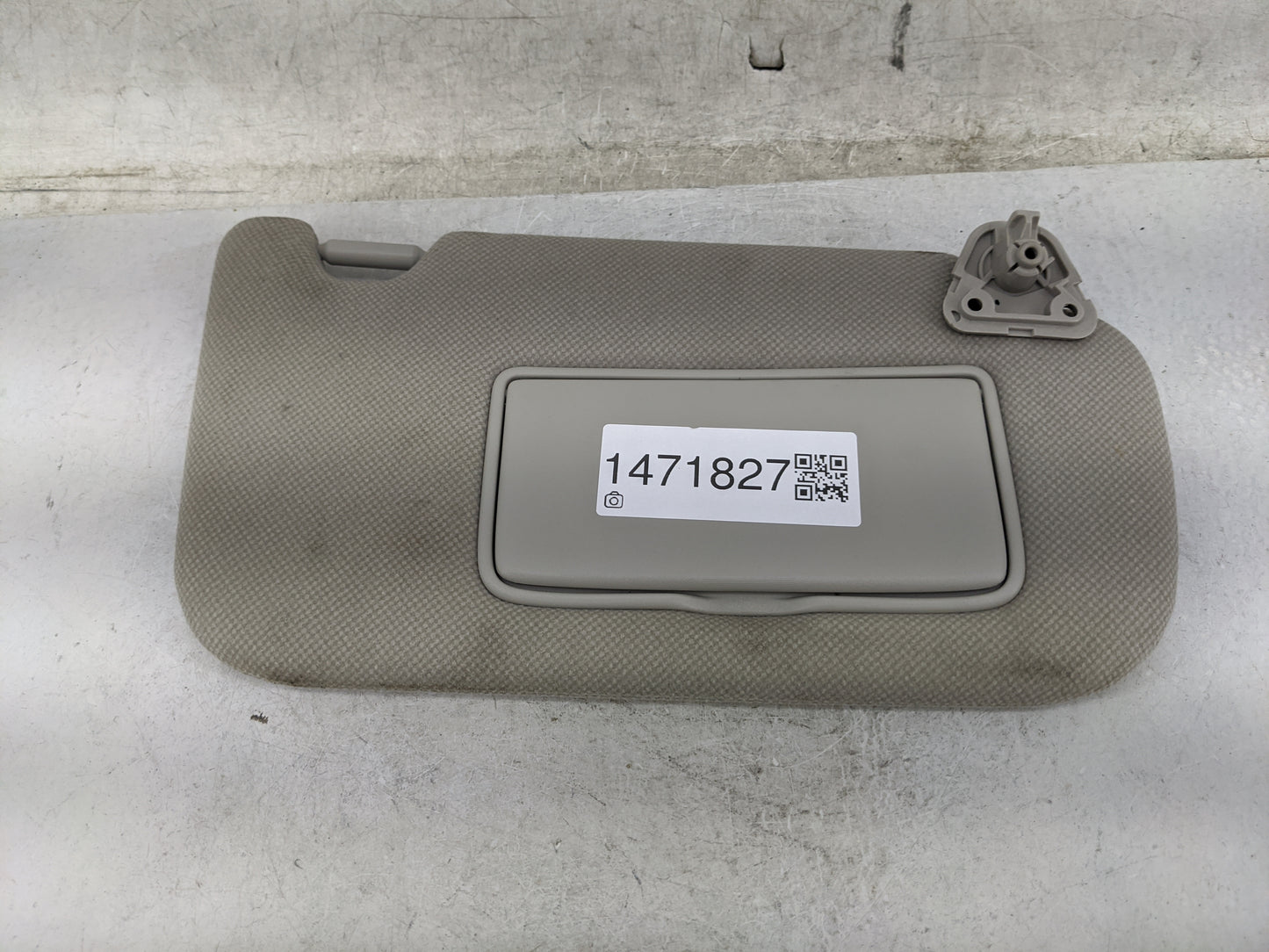 2013-2019 Nissan Sentra Sun Visor Shade Replacement Passenger Right Mirror Fits Fits 2012 2013 2014 2015 2016 2017 2018 2019