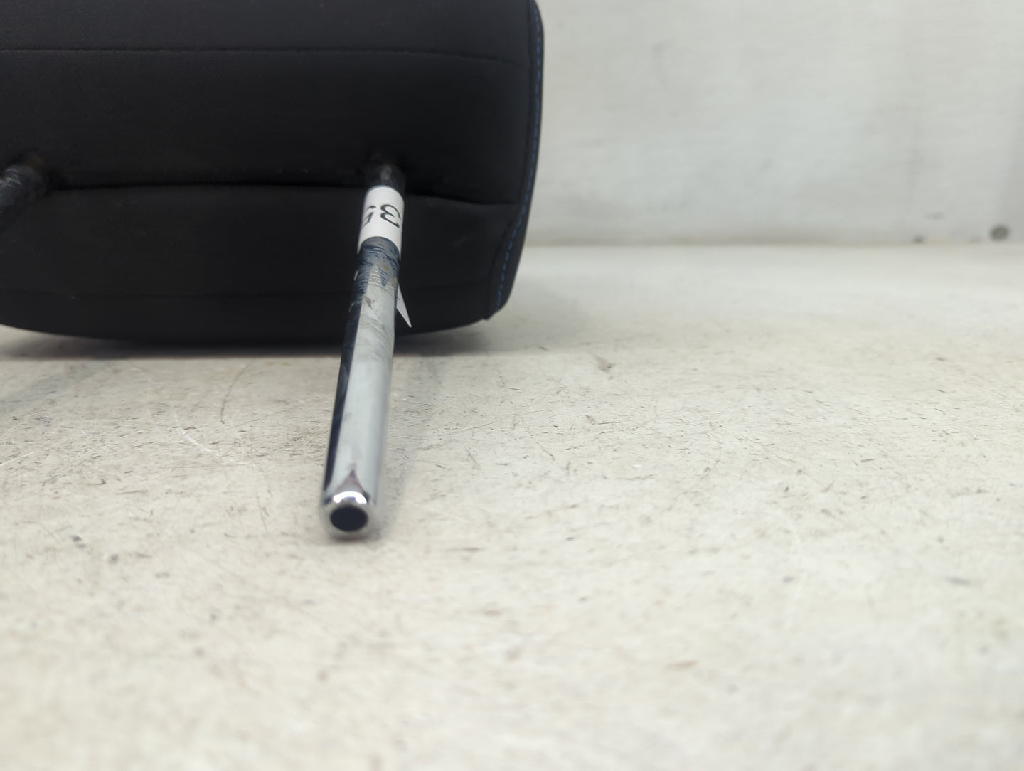2018 Nissan Sentra Headrest Head Rest Front Driver Passenger Seat Fits OEM Used Auto Parts - Oemusedautoparts1.com