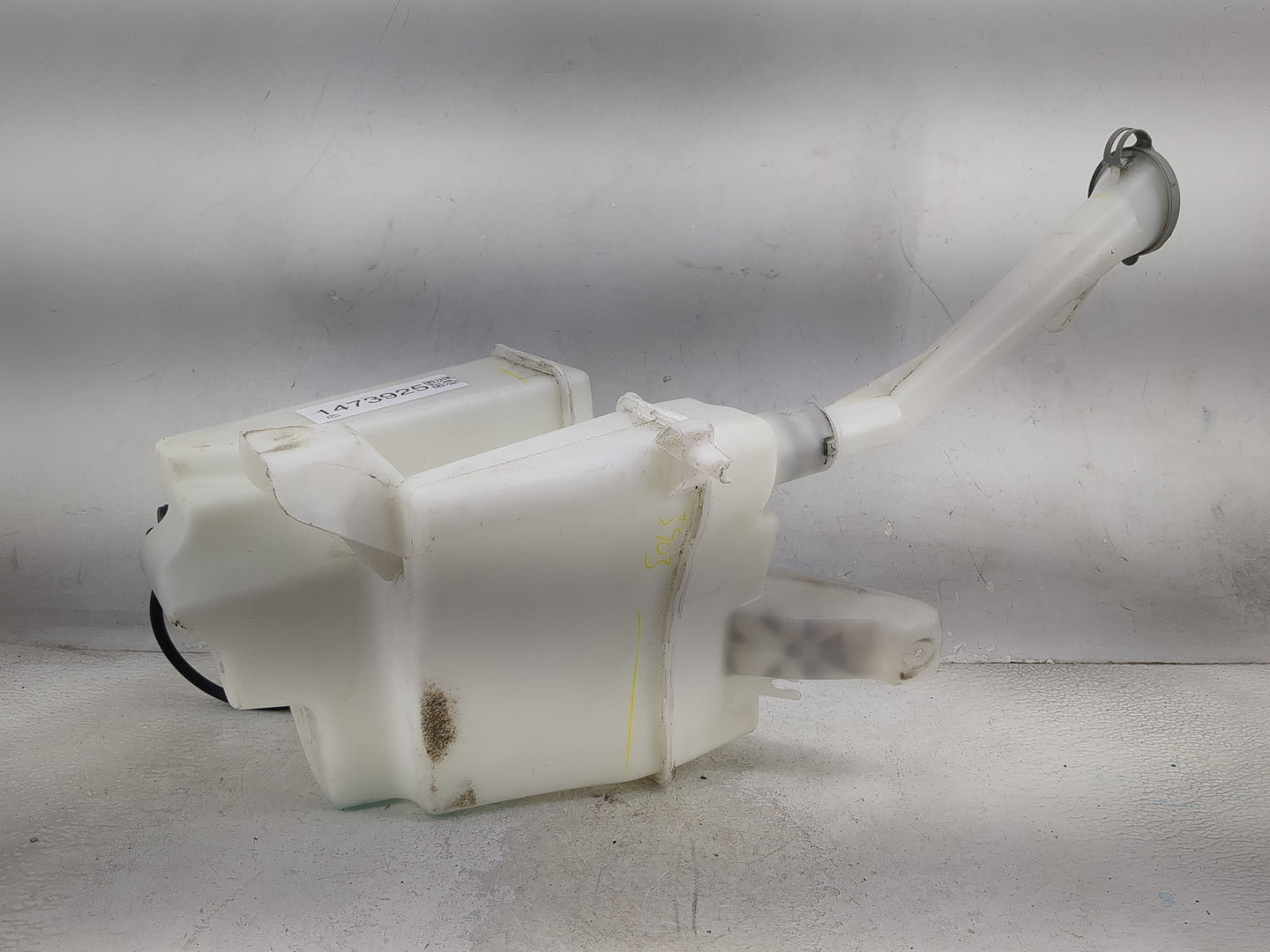 2016-2019 Nissan Sentra Windshield Washer Fluid Reservoir Bottle Oem 1473925 - Oemusedautoparts1.com