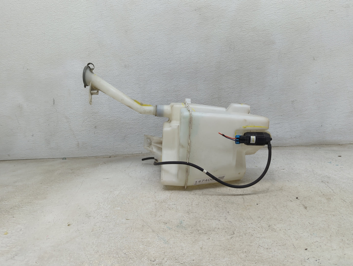 2016-2019 Nissan Sentra Windshield Washer Fluid Reservoir Bottle Oem 1474083 - Oemusedautoparts1.com