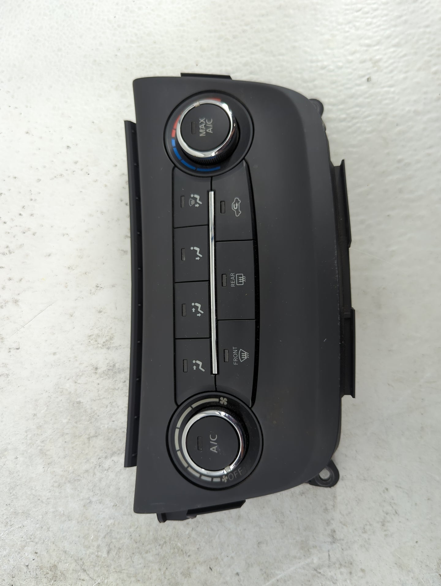 2017-2019 Nissan Sentra Climate Control Module Temperature AC/Heater Replacement P/N:J2S11S52 44P28 Fits Fits 2017 2018 2019