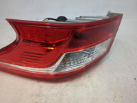 2016-2019 Nissan Sentra Passenger Right Side Deck Lid Mounted Tail Light 1513767 - Oemusedautoparts1.com