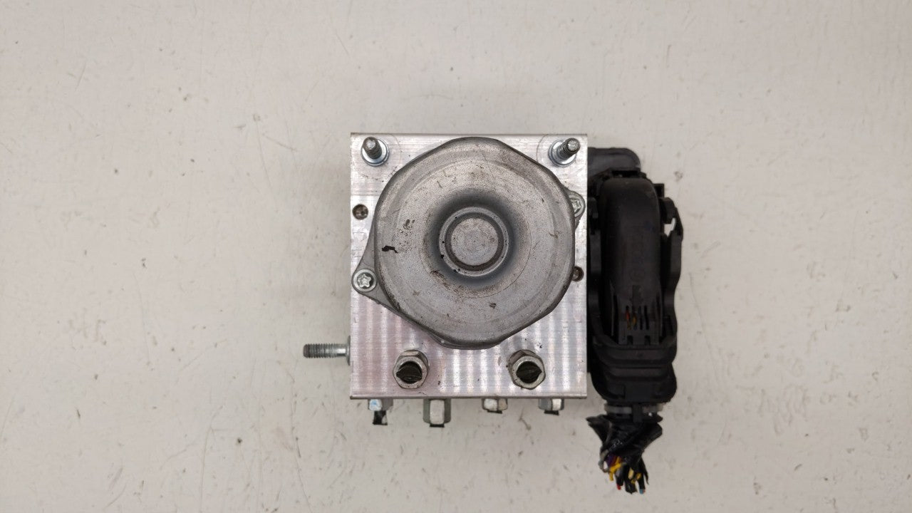 2016-2018 Nissan Sentra ABS Pump Control Module Replacement P/N:47660 5UD0C 47660 4FU0C Fits Fits 2016 2017 2018 OEM Used Au
