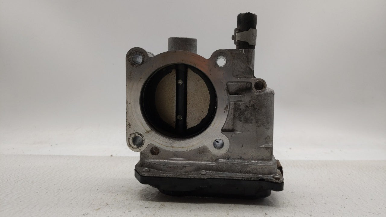 2013-2019 Nissan Sentra Throttle Body P/N:3RA60-01 D 3RA60-01 B, 3RA60-01 A Fits Fits 2013 2014 2015 2016 2017 2018 2019 OEM