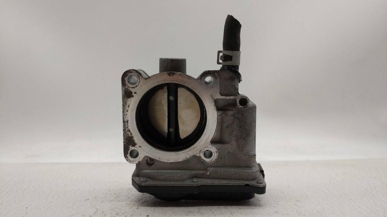 2013-2019 Nissan Sentra Throttle Body P/N:3RA60-01 C 3RA60-01 E, 3RA60-01 D Fits Fits 2013 2014 2015 2016 2017 2018 2019 OEM