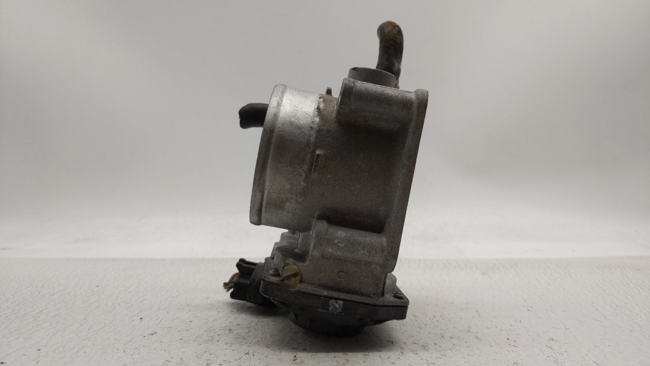 2013-2019 Nissan Sentra Throttle Body P/N:3RA60-01 C 3RA60-01 E, 3RA60-01 D Fits Fits 2013 2014 2015 2016 2017 2018 2019 OEM