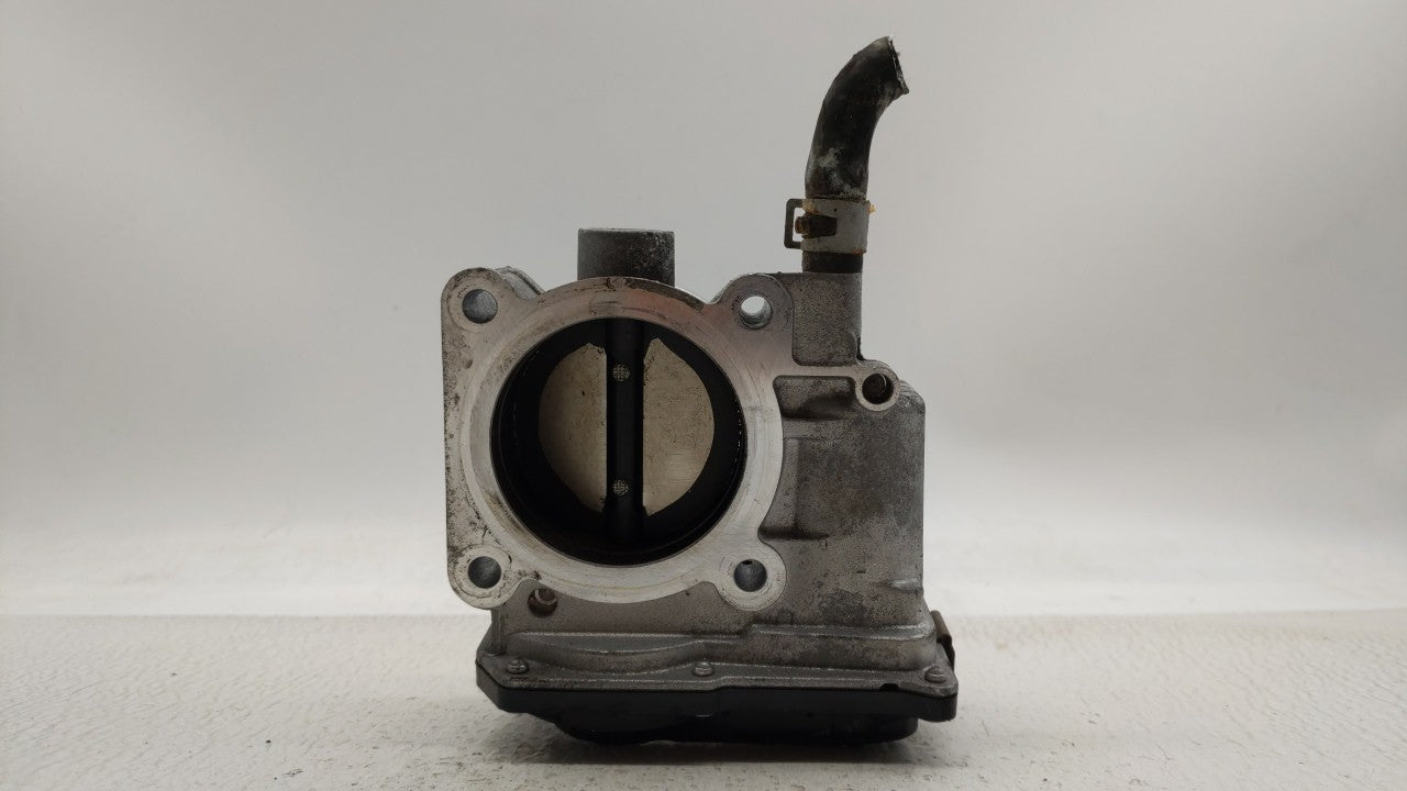 2013-2019 Nissan Sentra Throttle Body P/N:3RA60-01 C 3RA60-01 E, 3RA60-01 D Fits Fits 2013 2014 2015 2016 2017 2018 2019 OEM