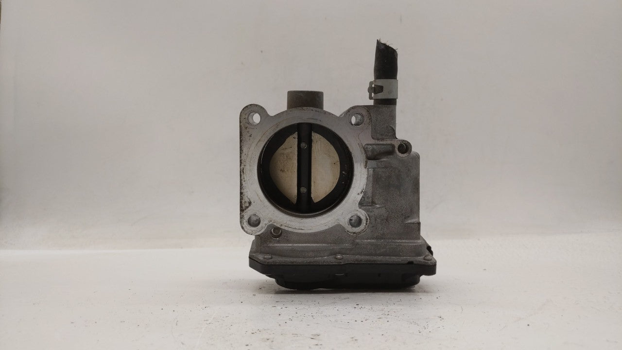2013-2019 Nissan Sentra Throttle Body P/N:3RA60-01 C 3RA60-01 E, 3RA60-01 D Fits Fits 2013 2014 2015 2016 2017 2018 2019 OEM