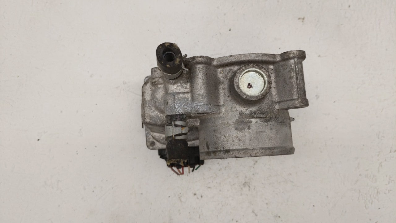 2013-2019 Nissan Sentra Throttle Body P/N:3RA60-01 C 3RA60-01 E, 3RA60-01 D Fits Fits 2013 2014 2015 2016 2017 2018 2019 OEM