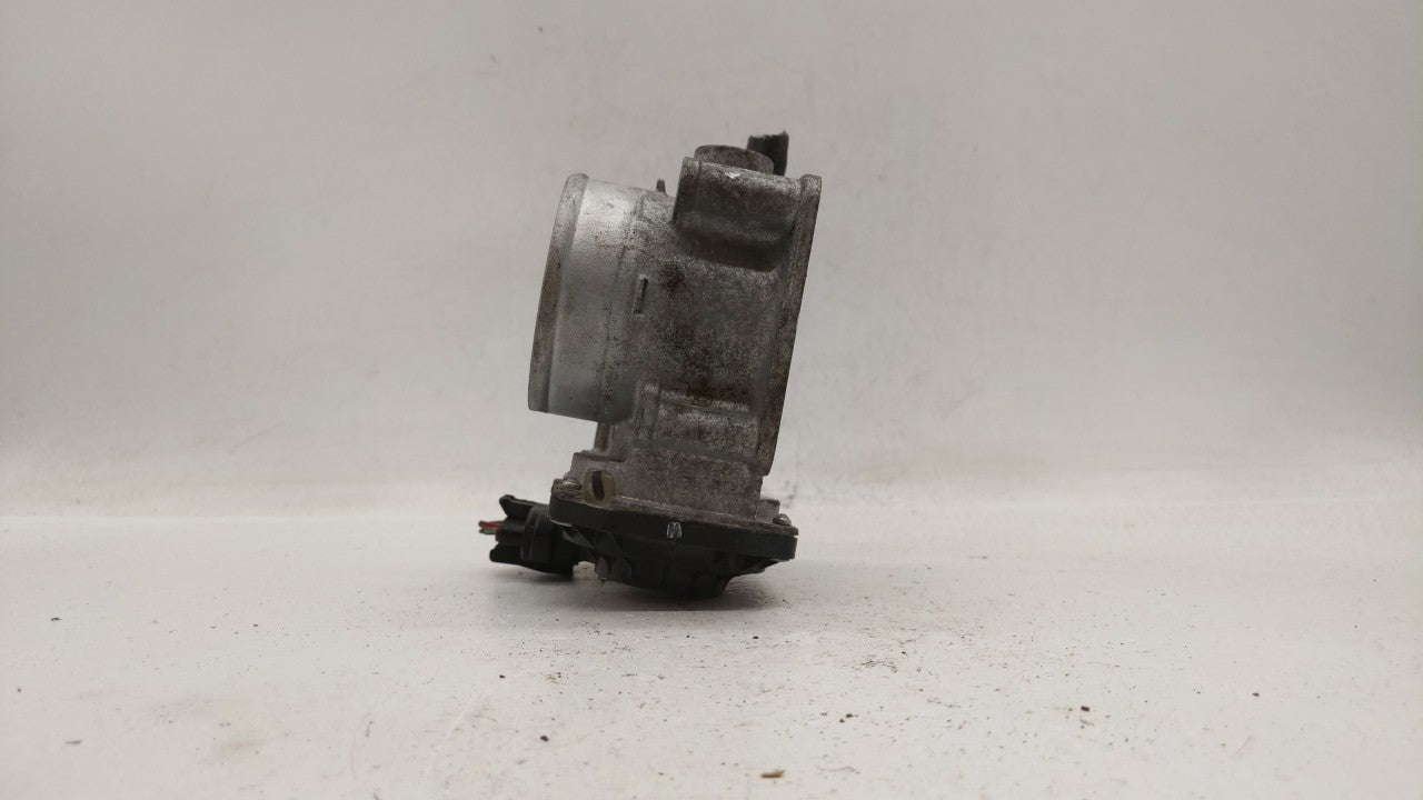 2013-2019 Nissan Sentra Throttle Body P/N:3RA60-01 C 3RA60-01 E, 3RA60-01 D Fits Fits 2013 2014 2015 2016 2017 2018 2019 OEM