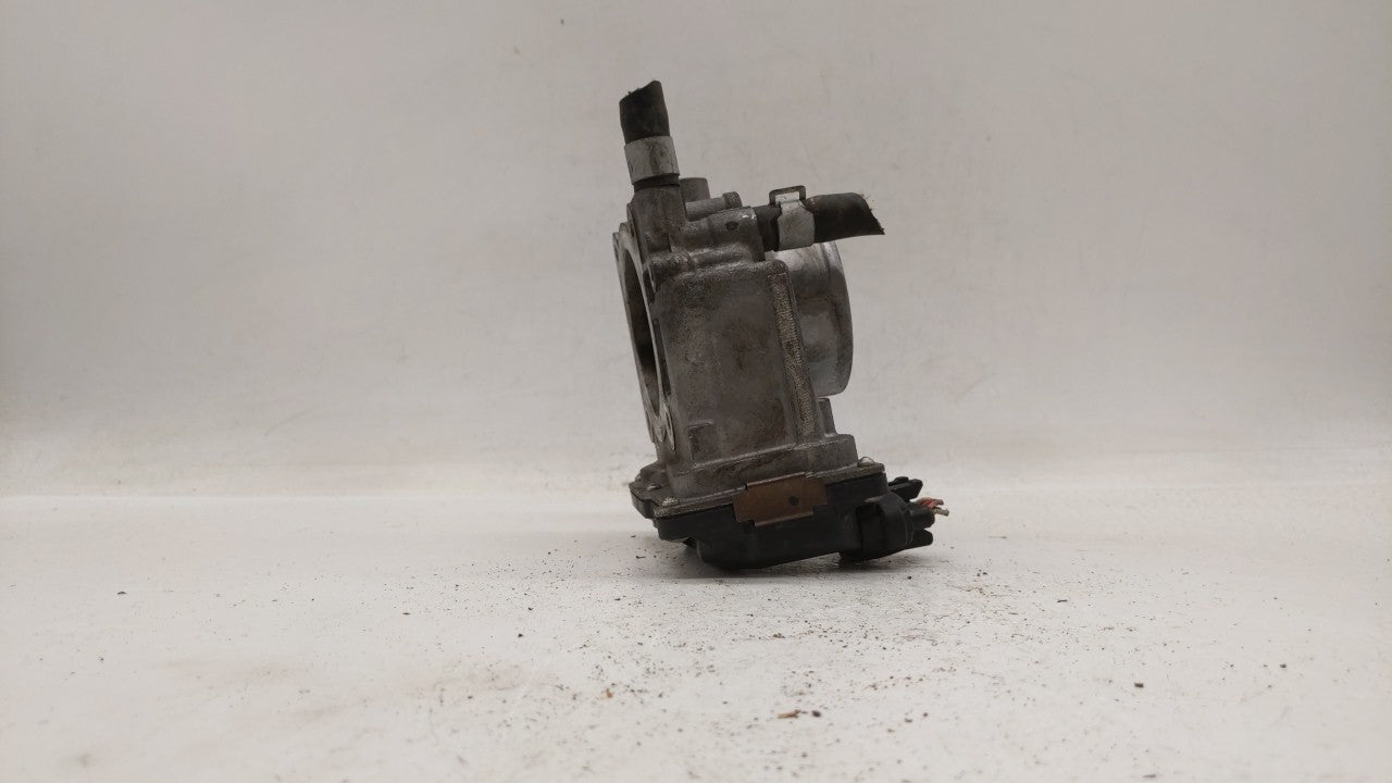 2013-2019 Nissan Sentra Throttle Body P/N:3RA60-01 C 3RA60-01 E, 3RA60-01 D Fits Fits 2013 2014 2015 2016 2017 2018 2019 OEM
