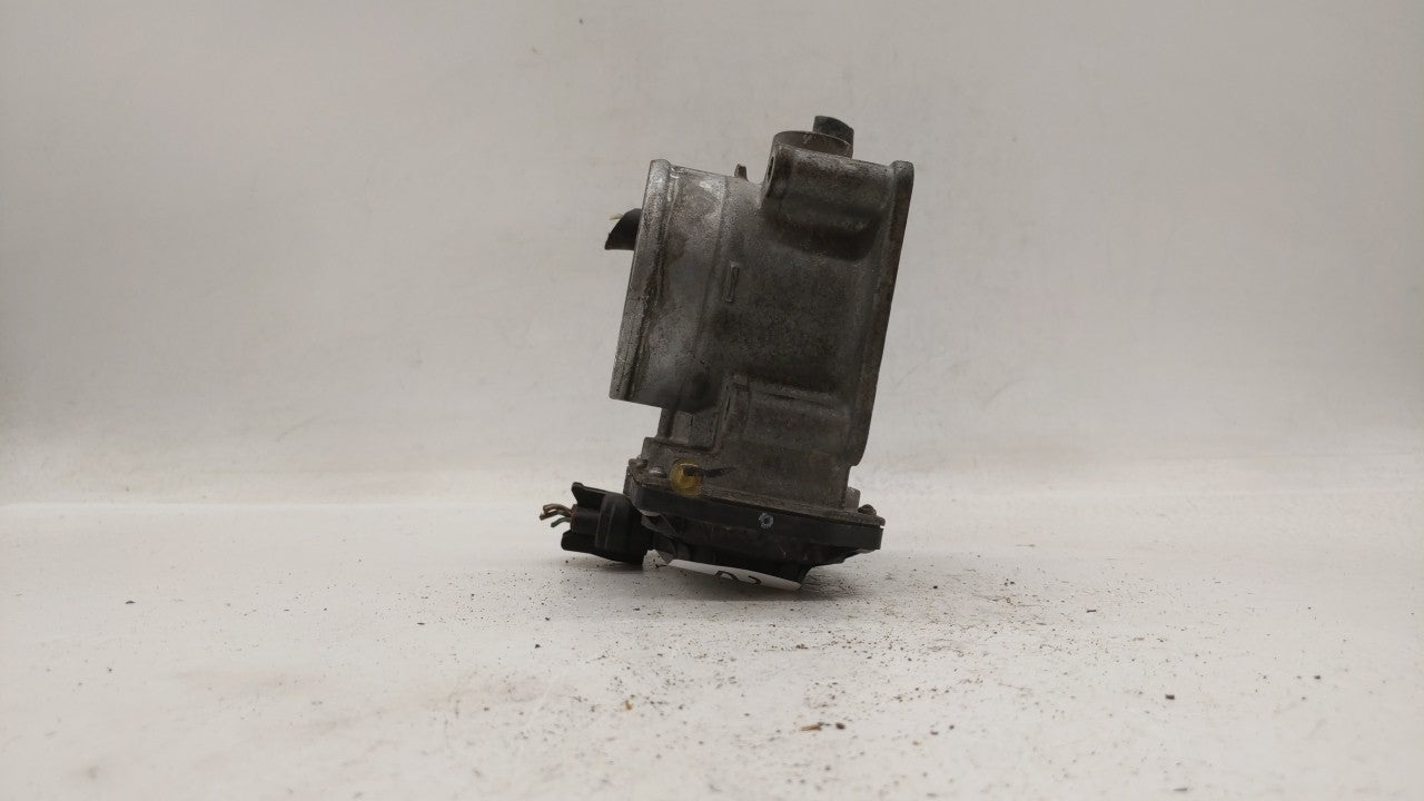 2013-2019 Nissan Sentra Throttle Body P/N:3RA60-01 C 3RA60-01 E, 3RA60-01 D Fits Fits 2013 2014 2015 2016 2017 2018 2019 OEM
