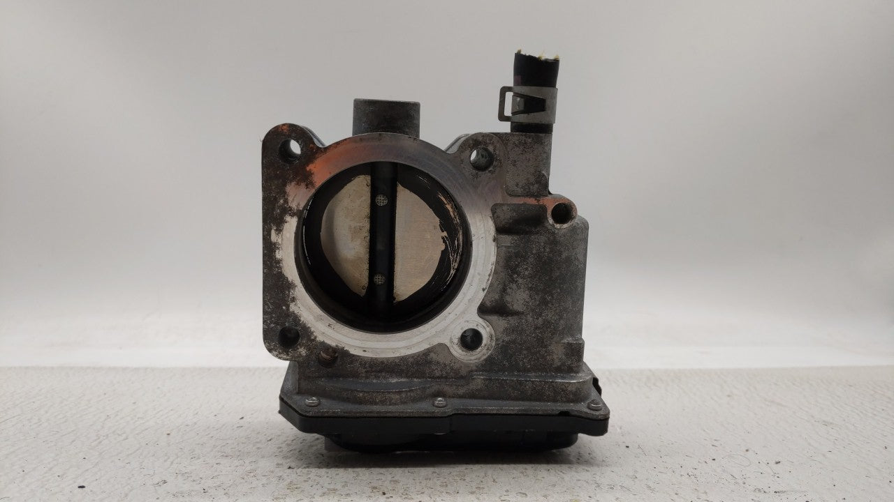 2013-2019 Nissan Sentra Throttle Body P/N:3RA60-01 C 3RA60-01 E, 3RA60-01 D Fits Fits 2013 2014 2015 2016 2017 2018 2019 OEM