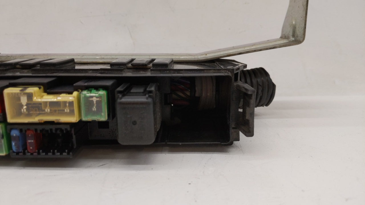 2013-2019 Nissan Sentra Fusebox Fuse Box Panel Relay Module P/N:284B7 3RA1B 24382 EW70B Fits OEM Used Auto Parts - Oemusedau