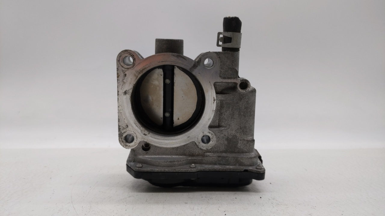 2013-2019 Nissan Sentra Throttle Body P/N:3RA60-01 C 3RA60-01 E, 3RA60-01 D Fits Fits 2013 2014 2015 2016 2017 2018 2019 OEM
