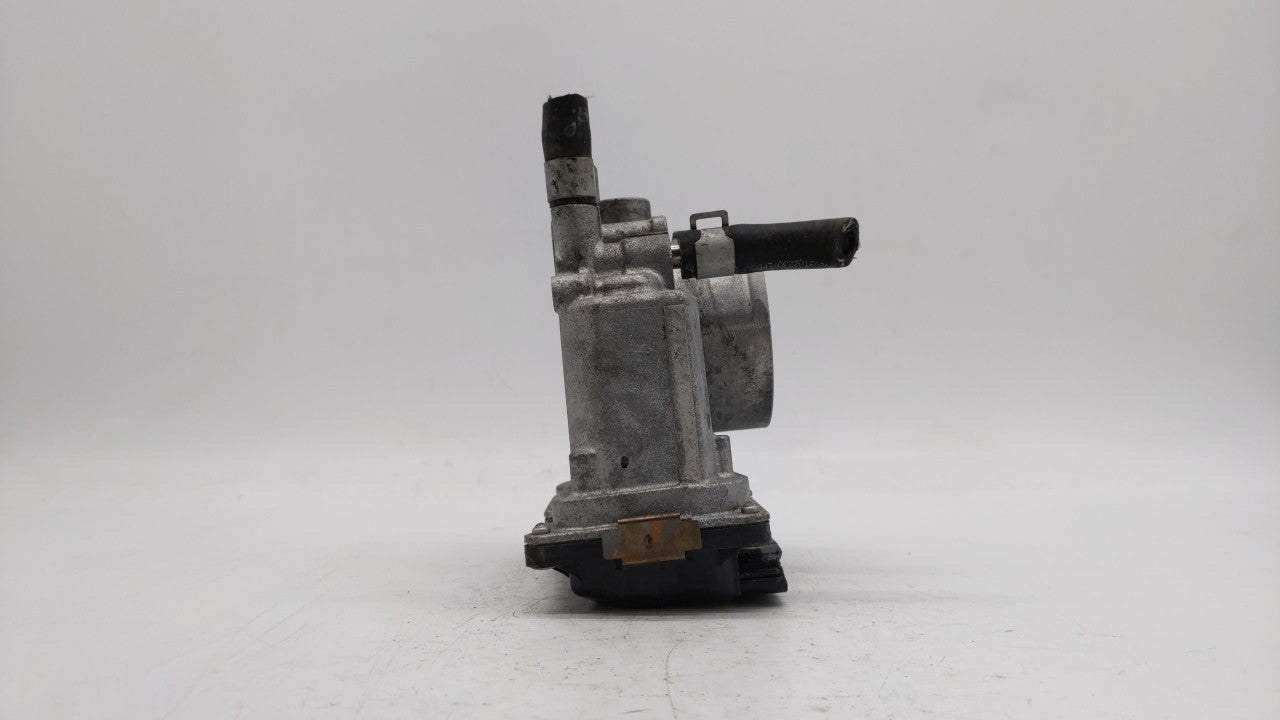 2013-2019 Nissan Sentra Throttle Body P/N:3RA60-01 C 3RA60-01 E, 3RA60-01 D Fits Fits 2013 2014 2015 2016 2017 2018 2019 OEM