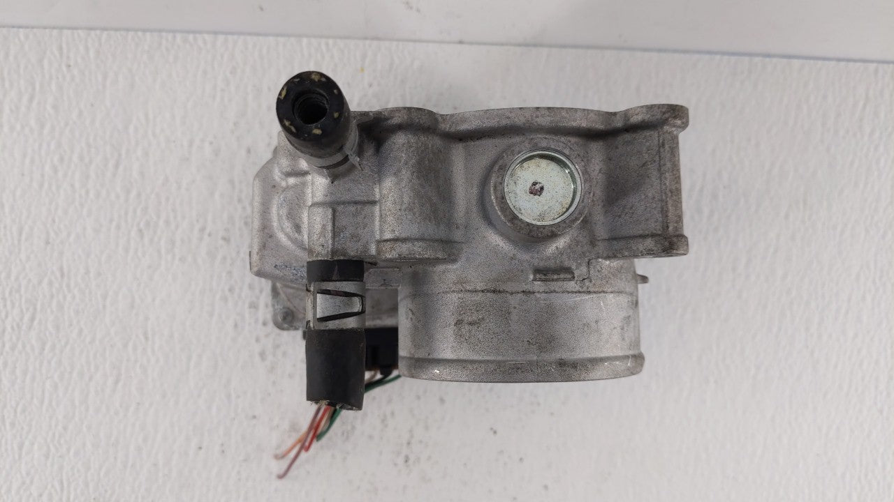 2013-2019 Nissan Sentra Throttle Body P/N:3RA60-01 C 3RA60-01 E, 3RA60-01 D Fits Fits 2013 2014 2015 2016 2017 2018 2019 OEM
