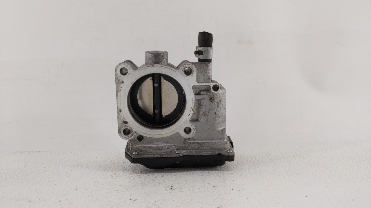 2013-2019 Nissan Sentra Throttle Body P/N:3RA60-01 C 3RA60-01 E, 3RA60-01 D Fits Fits 2013 2014 2015 2016 2017 2018 2019 OEM