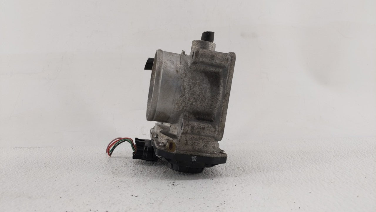 2013-2019 Nissan Sentra Throttle Body P/N:3RA60-01 C 3RA60-01 E, 3RA60-01 D Fits Fits 2013 2014 2015 2016 2017 2018 2019 OEM