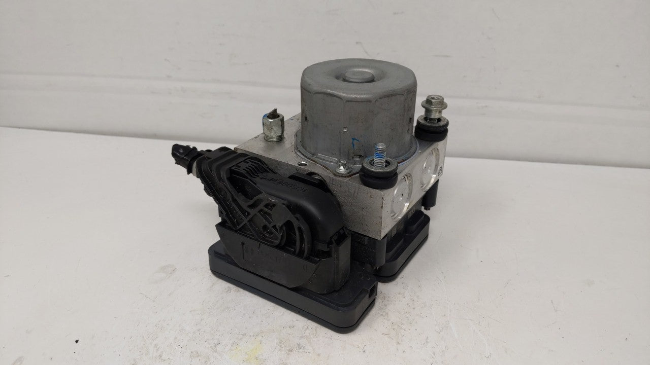 2016-2018 Nissan Sentra ABS Pump Control Module Replacement P/N:47660 5UD0C 47660 4FU0C Fits Fits 2016 2017 2018 OEM Used Au
