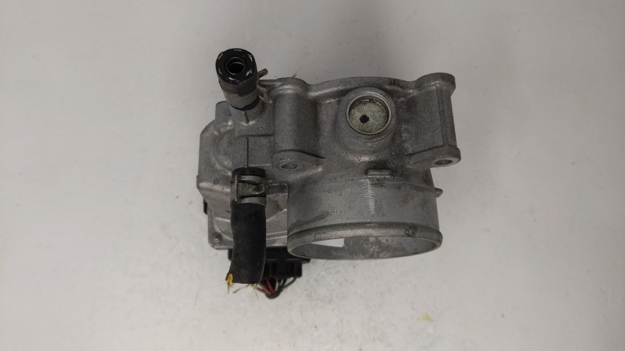 2013-2019 Nissan Sentra Throttle Body P/N:3RA60-01 C 3RA60-01 E, 3RA60-01 D Fits Fits 2013 2014 2015 2016 2017 2018 2019 OEM