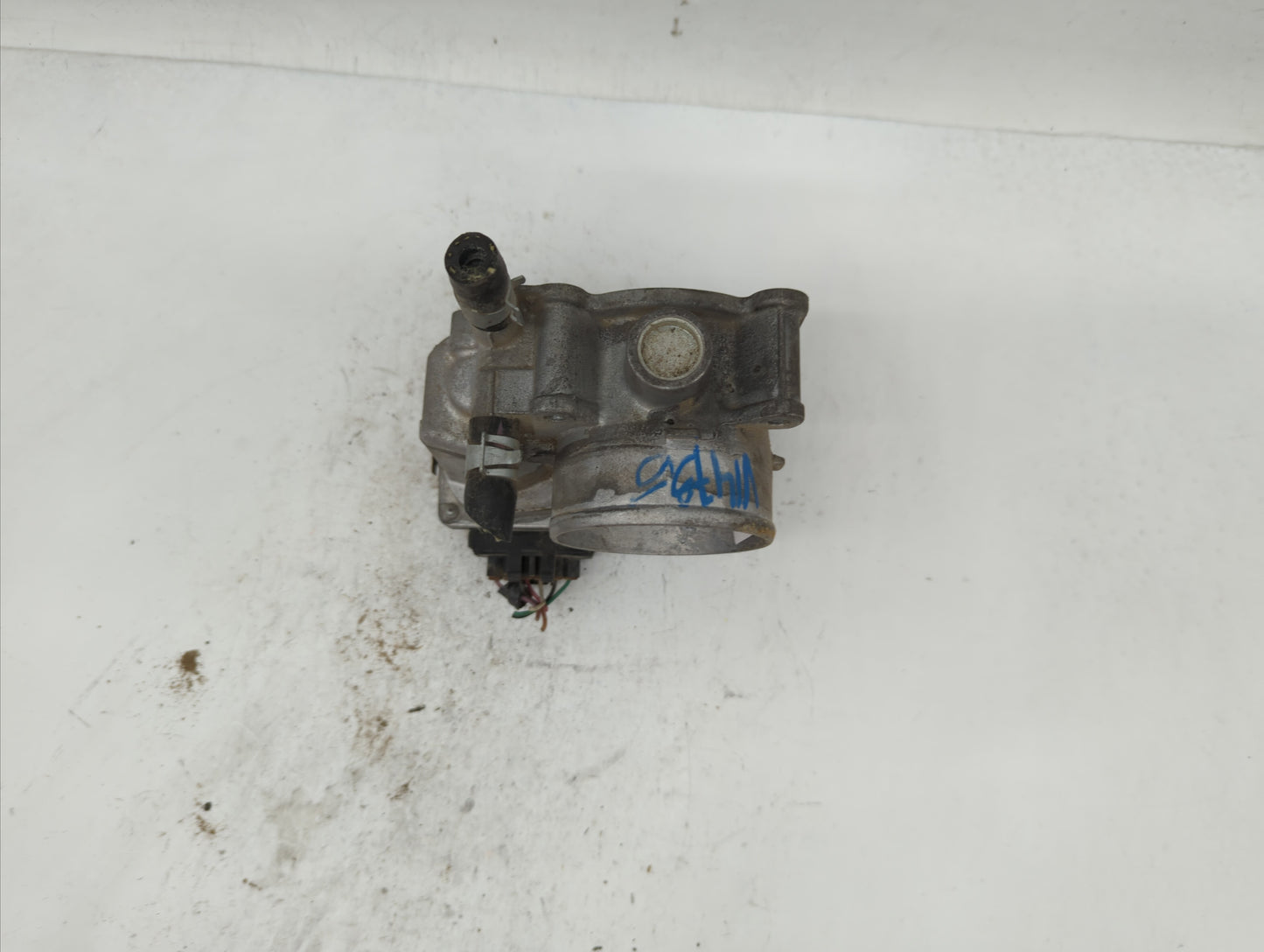 2013-2019 Nissan Sentra Throttle Body P/N:3RA60-01 C 3RA60-01 E, 3RA60-01 D Fits Fits 2013 2014 2015 2016 2017 2018 2019 OEM