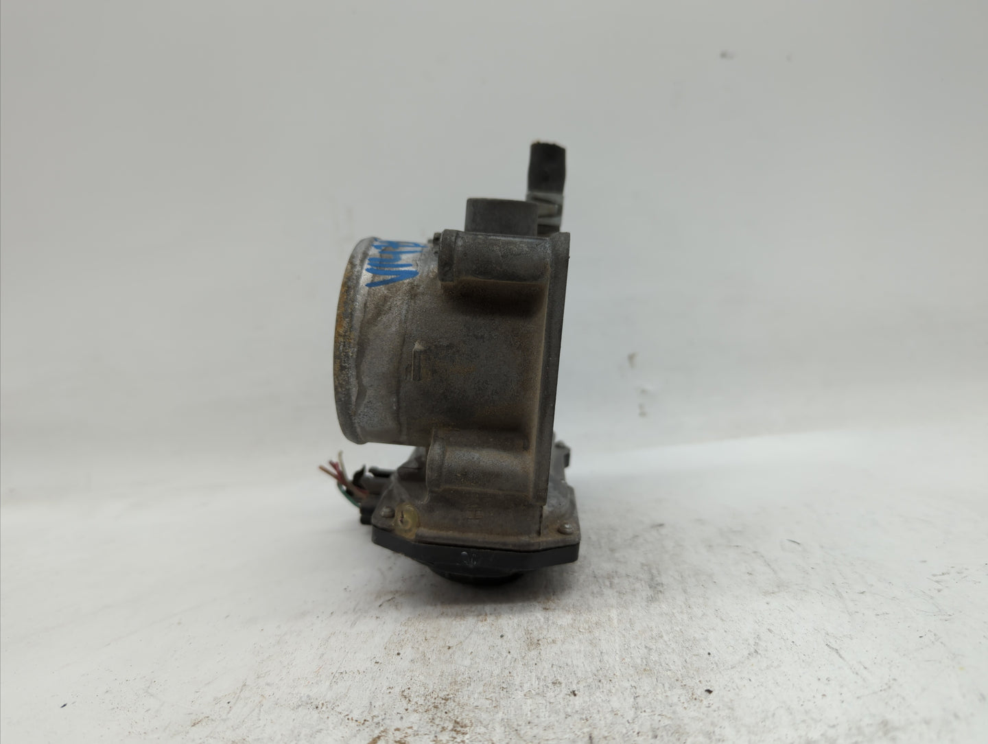 2013-2019 Nissan Sentra Throttle Body P/N:3RA60-01 C 3RA60-01 E, 3RA60-01 D Fits Fits 2013 2014 2015 2016 2017 2018 2019 OEM