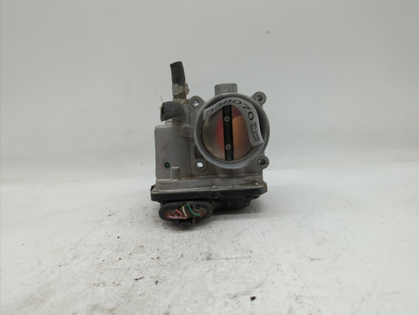 2013-2019 Nissan Sentra Throttle Body P/N:3RA60-01 C 3RA60-01 E, 3RA60-01 D Fits Fits 2013 2014 2015 2016 2017 2018 2019 OEM