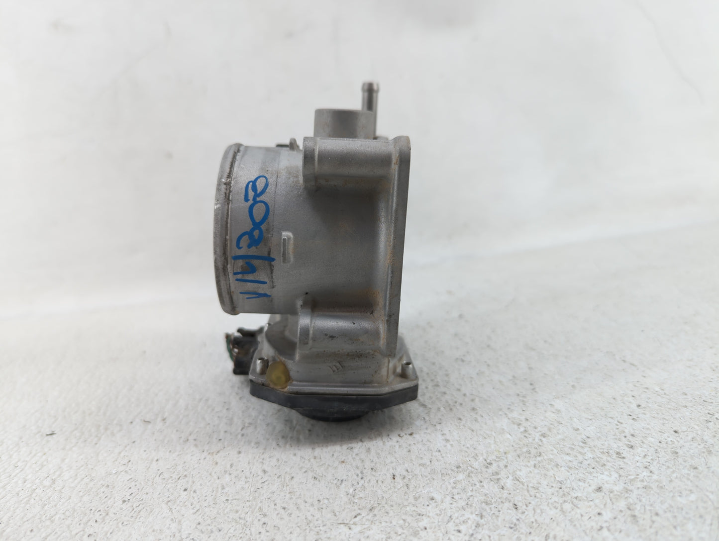 2013-2019 Nissan Sentra Throttle Body P/N:3RA60-01 C 3RA60-01 E, 3RA60-01 D Fits Fits 2013 2014 2015 2016 2017 2018 2019 OEM