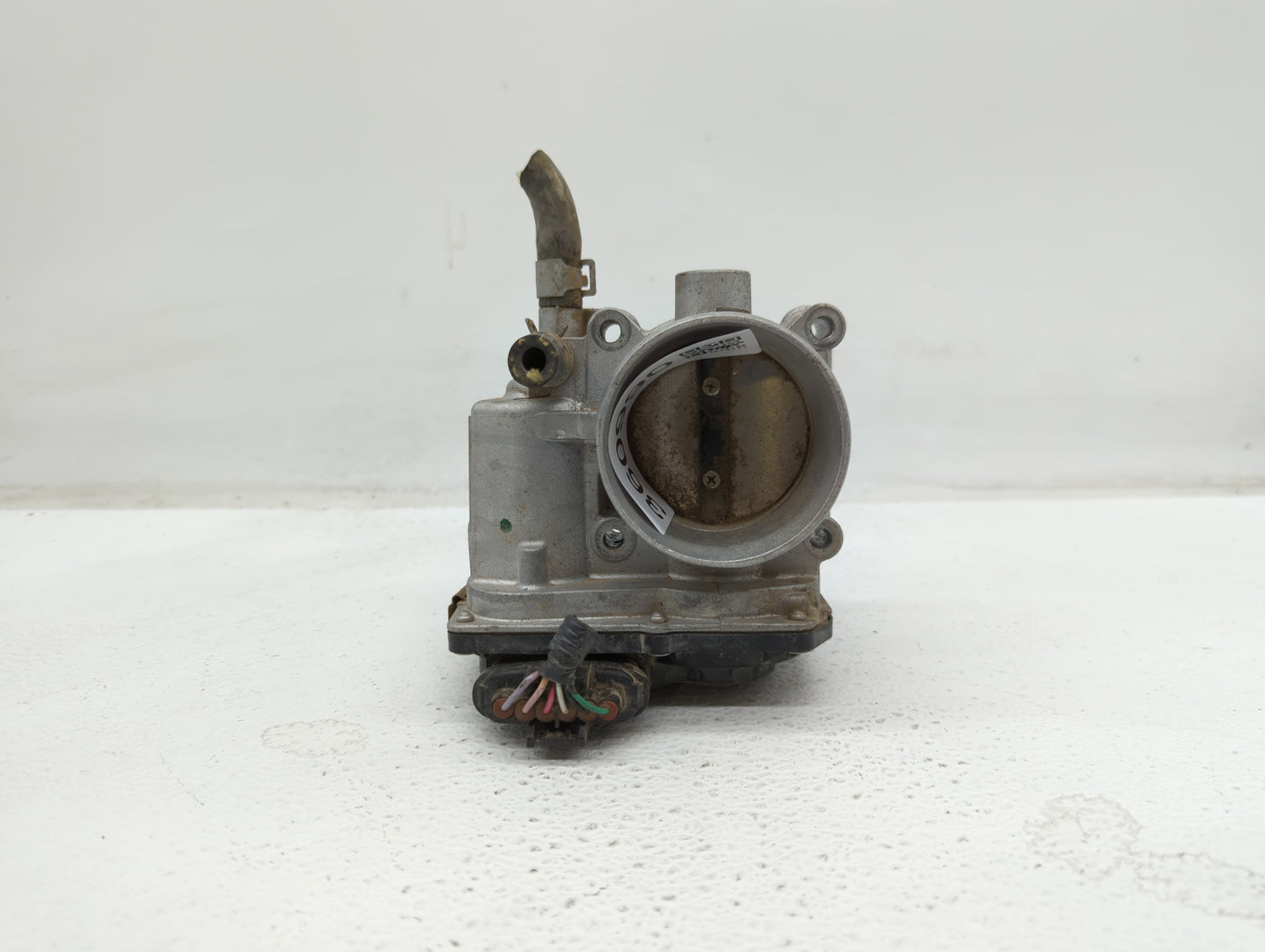 2013-2019 Nissan Sentra Throttle Body P/N:3RA60-01 C 3RA60-01 E, 3RA60-01 D Fits Fits 2013 2014 2015 2016 2017 2018 2019 OEM