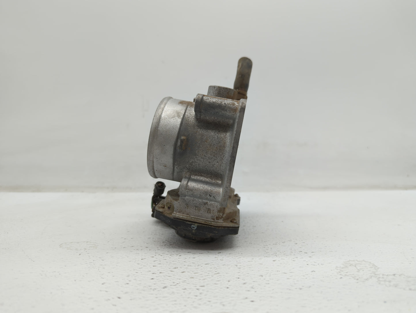 2013-2019 Nissan Sentra Throttle Body P/N:3RA60-01 C 3RA60-01 E, 3RA60-01 D Fits Fits 2013 2014 2015 2016 2017 2018 2019 OEM