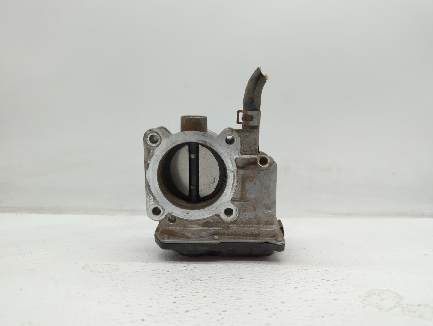 2013-2019 Nissan Sentra Throttle Body P/N:3RA60-01 C 3RA60-01 E, 3RA60-01 D Fits Fits 2013 2014 2015 2016 2017 2018 2019 OEM