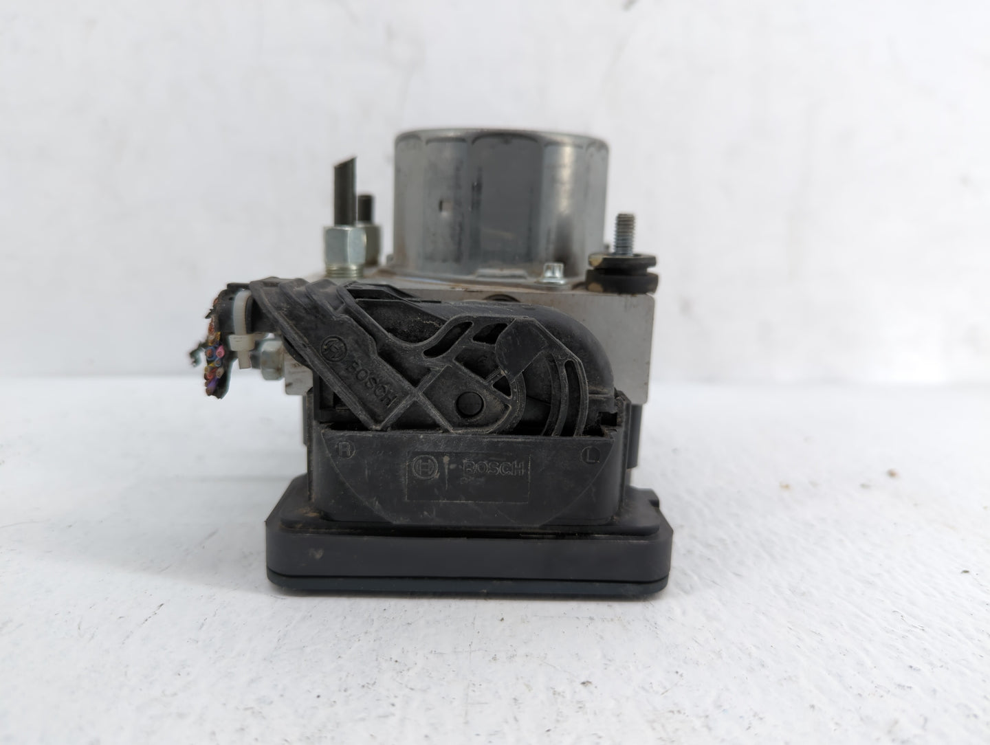 2016-2018 Nissan Sentra ABS Pump Control Module Replacement P/N:47660 5UD0C 47660 4FU0C Fits Fits 2016 2017 2018 OEM Used Au