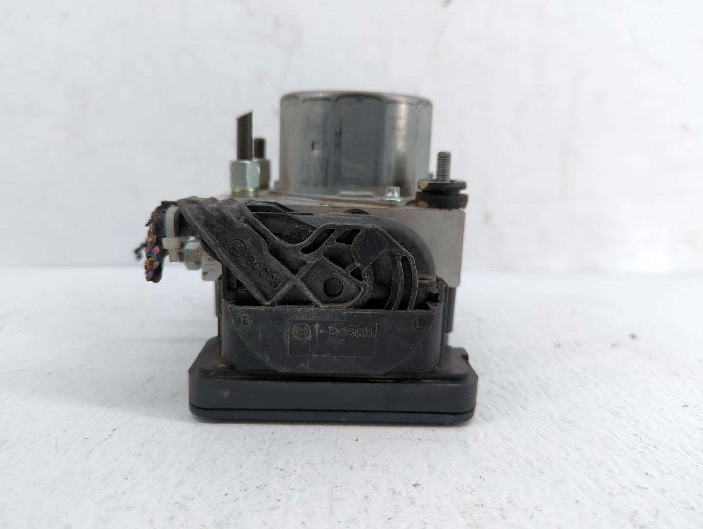 2016-2018 Nissan Sentra ABS Pump Control Module Replacement P/N:47660 5UD0C 47660 4FU0C Fits Fits 2016 2017 2018 OEM Used Au