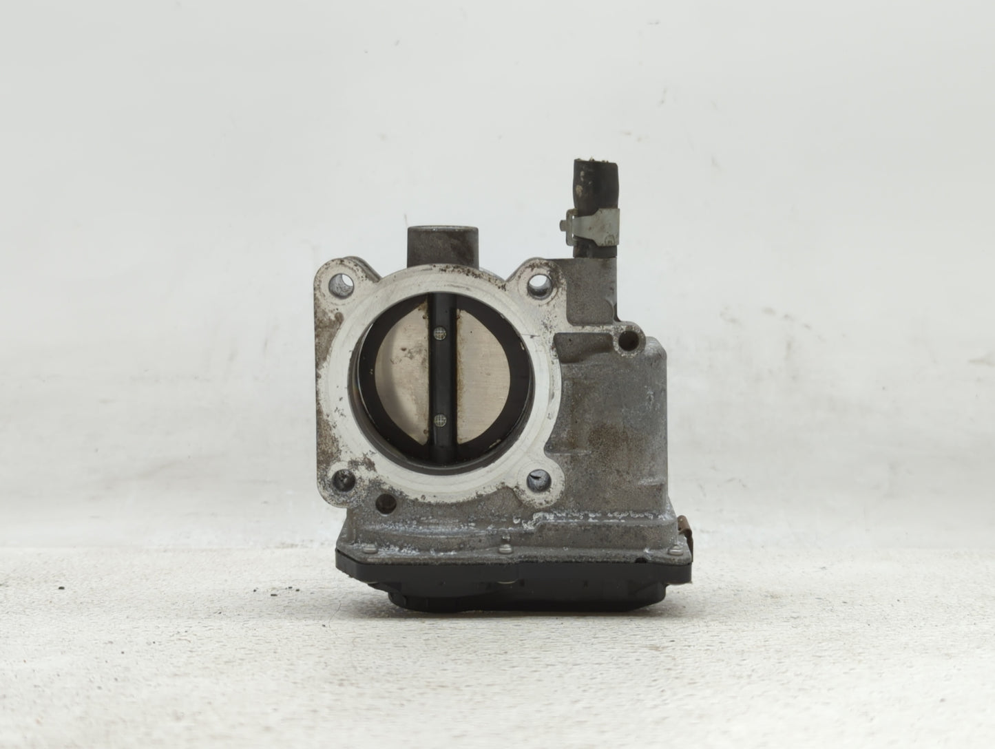 2013-2019 Nissan Sentra Throttle Body P/N:3RA60-01 C 3RA60-01 E, 3RA60-01 D Fits Fits 2013 2014 2015 2016 2017 2018 2019 OEM