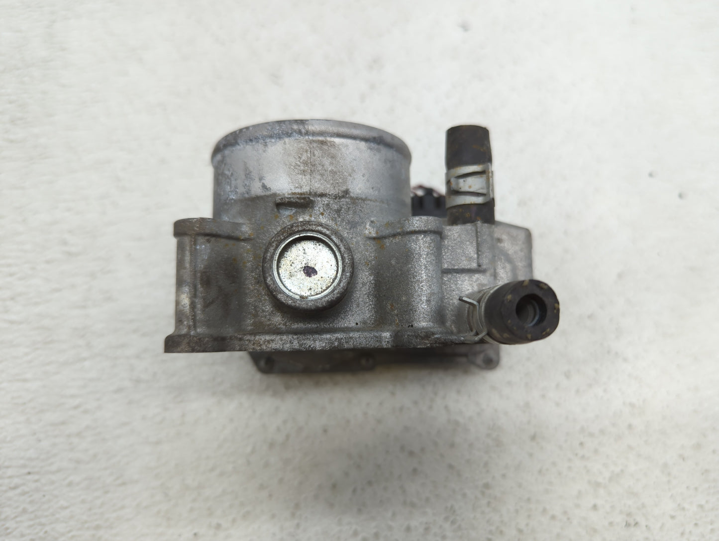 2013-2019 Nissan Sentra Throttle Body P/N:3RA60-01 C 3RA60-01 E, 3RA60-01 D Fits Fits 2013 2014 2015 2016 2017 2018 2019 OEM