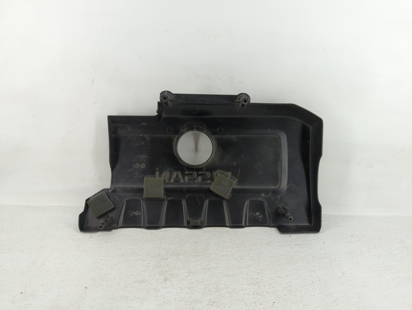2018 Nissan Sentra Engine Cover - Oemusedautoparts1.com