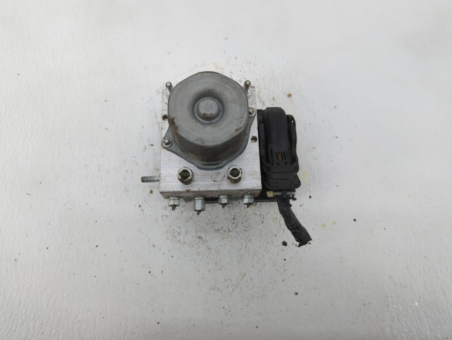 2016-2018 Nissan Sentra ABS Pump Control Module Replacement P/N:47660 5UD0C 47660 4FU0C Fits Fits 2016 2017 2018 OEM Used Au