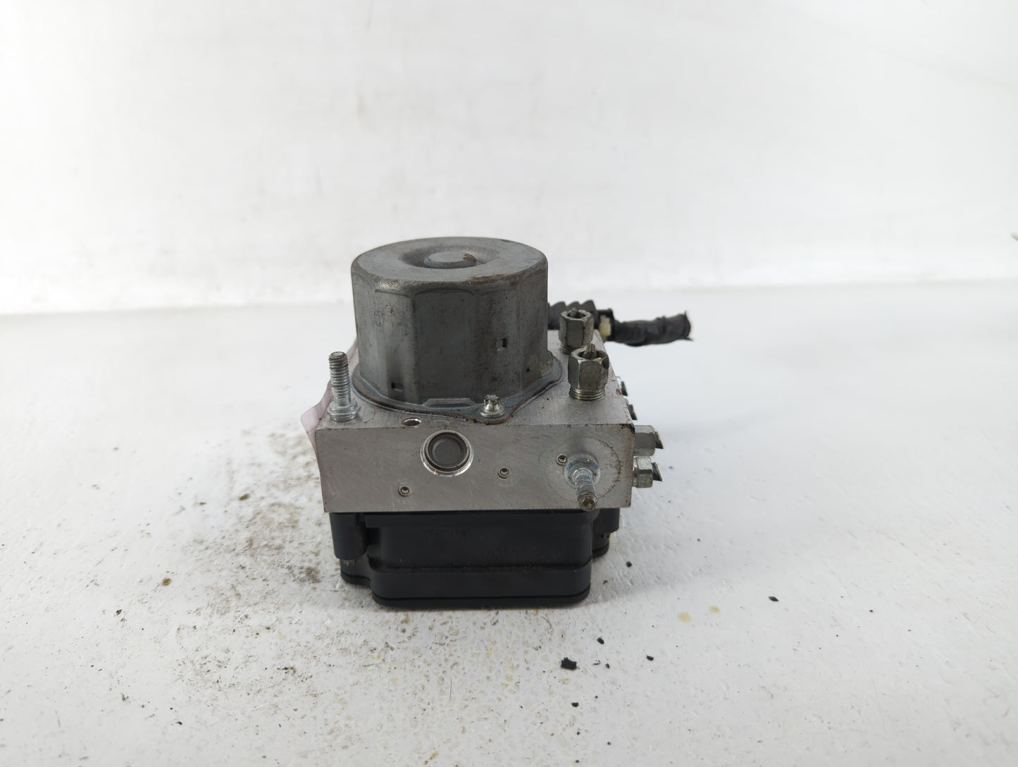 2016-2018 Nissan Sentra ABS Pump Control Module Replacement P/N:47660 5UD0C 47660 4FU0C Fits Fits 2016 2017 2018 OEM Used Au