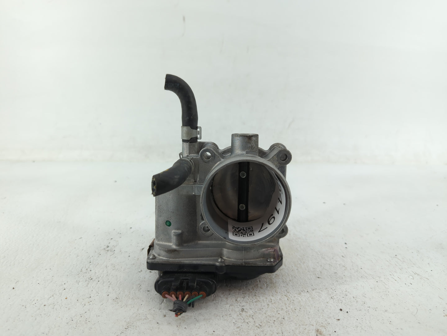 2013-2019 Nissan Sentra Throttle Body P/N:3RA60-01 E 3RA60-01 A, 3RA60-01 B Fits Fits 2013 2014 2015 2016 2017 2018 2019 OEM