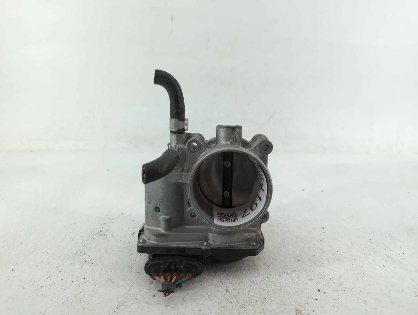 2013-2019 Nissan Sentra Throttle Body P/N:3RA60-01 E 3RA60-01 A, 3RA60-01 B Fits Fits 2013 2014 2015 2016 2017 2018 2019 OEM