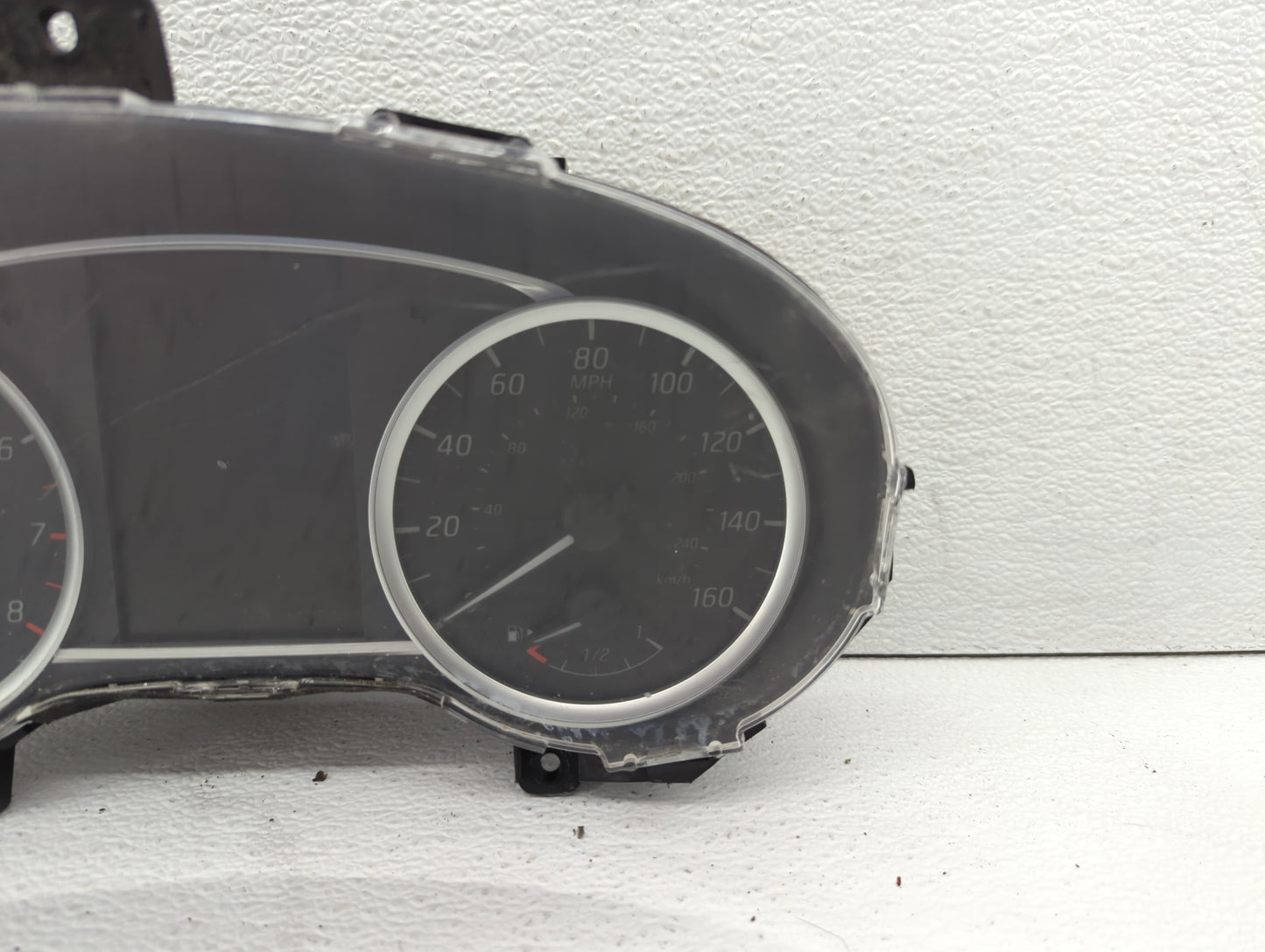 2017-2019 Nissan Sentra Instrument Cluster Speedometer Gauges P/N:248103YU9A 248105UD1A Fits Fits 2017 2018 2019 OEM Used Au
