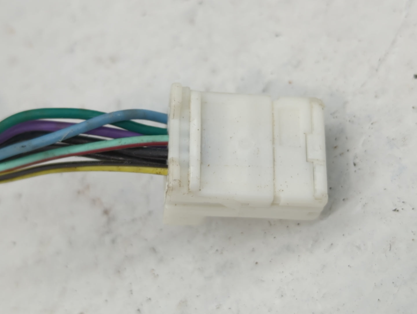 2016-2019 Nissan Sentra Driver Side View Mirror - Left Door Mirror OEM Used - Oemusedautoparts1.com