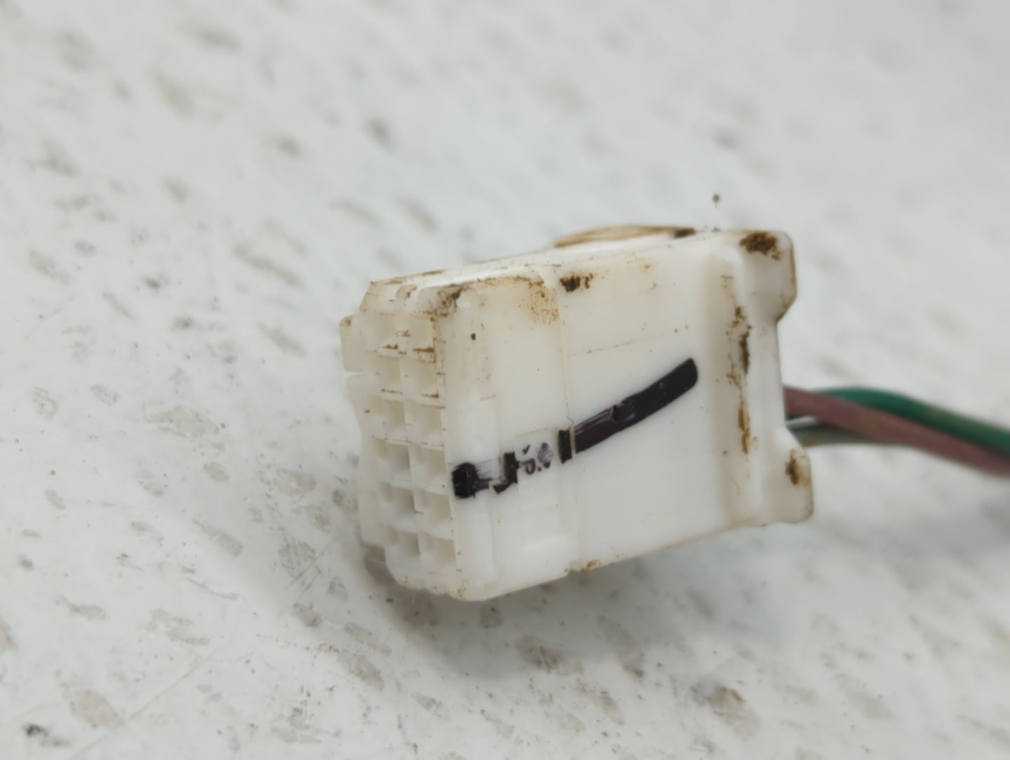 2016-2019 Nissan Sentra Driver Side View Mirror - Left Door Mirror OEM Used - Oemusedautoparts1.com