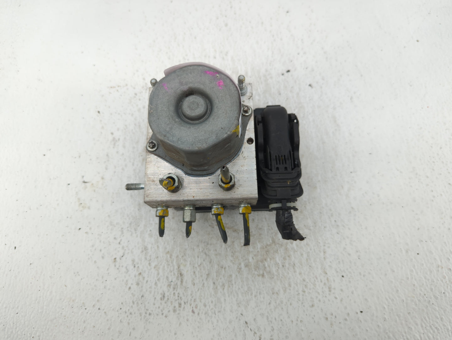 2016-2019 Nissan Sentra ABS Pump Control Module Replacement P/N:47660V5UD0C Fits Fits 2016 2017 2018 2019 OEM Used Auto Part