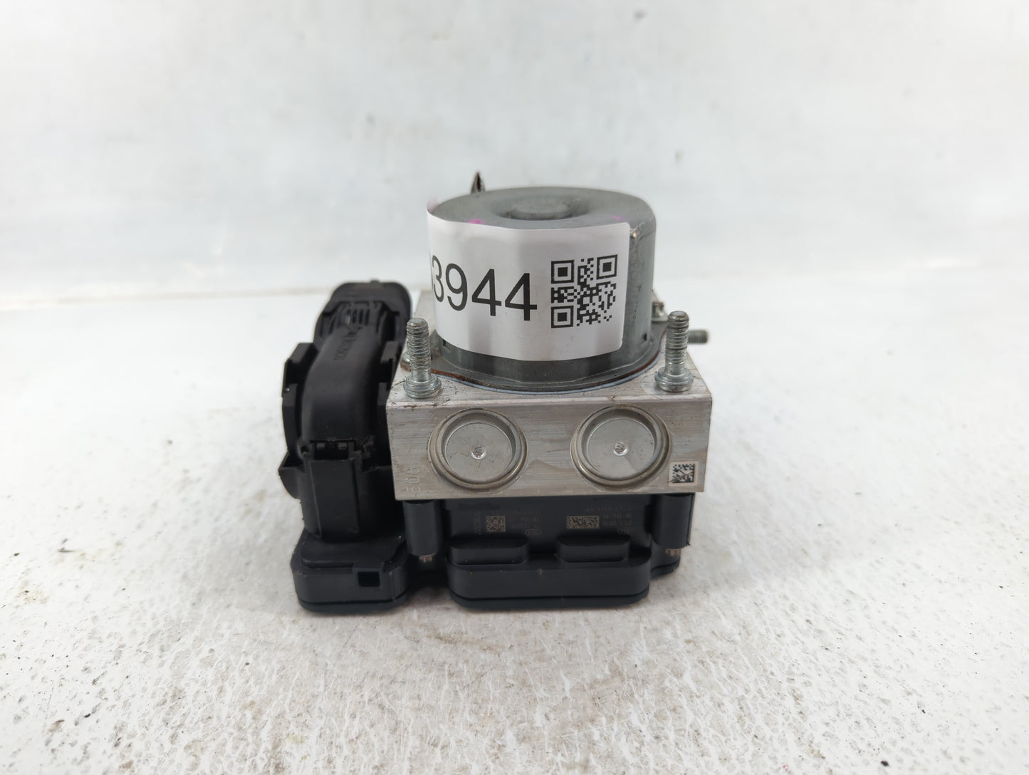 2016-2019 Nissan Sentra ABS Pump Control Module Replacement P/N:47660V5UD0C Fits Fits 2016 2017 2018 2019 OEM Used Auto Part