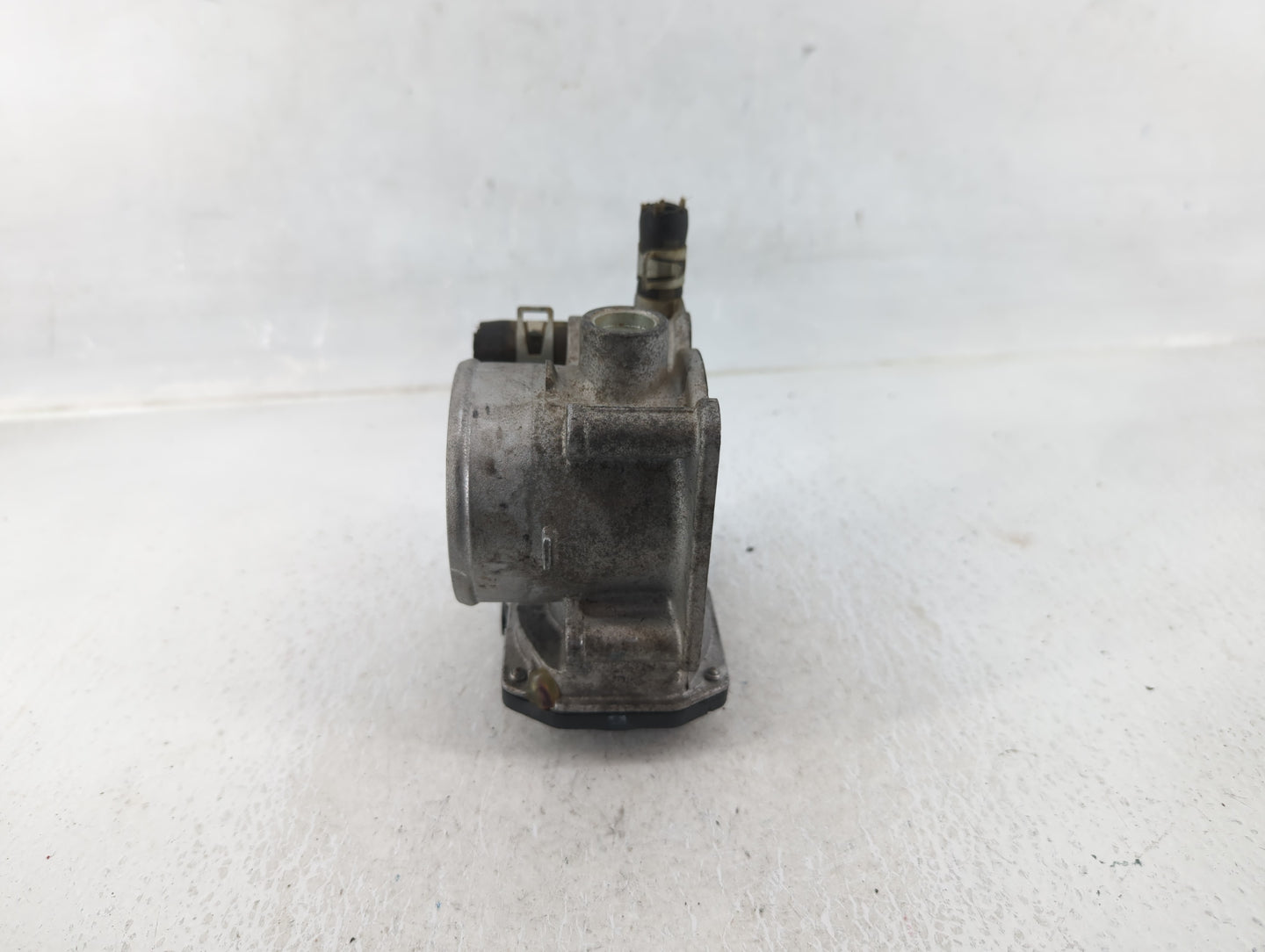 2013-2019 Nissan Sentra Throttle Body P/N:3RA60-01 Fits Fits 2013 2014 2015 2016 2017 2018 2019 OEM Used Auto Parts - Oemuse